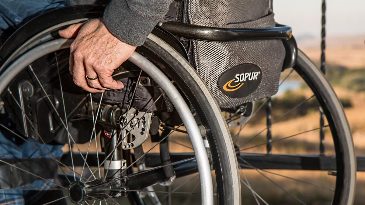 osoba na wózku odszkodowanie za uszczerbek na zdrowiu